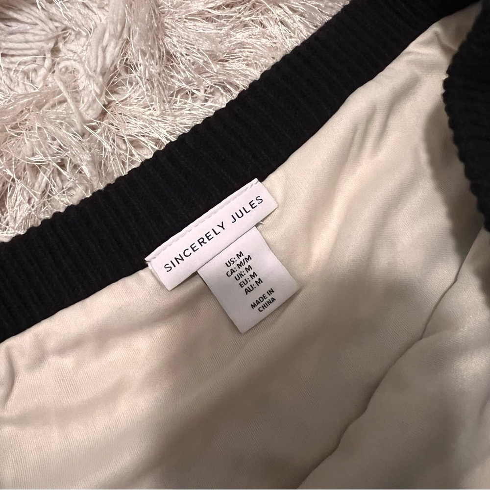 BOGO 🛍️ Sincerely Jules Black and Cream Crochet Pencil Skirt - Picture 2 of 5